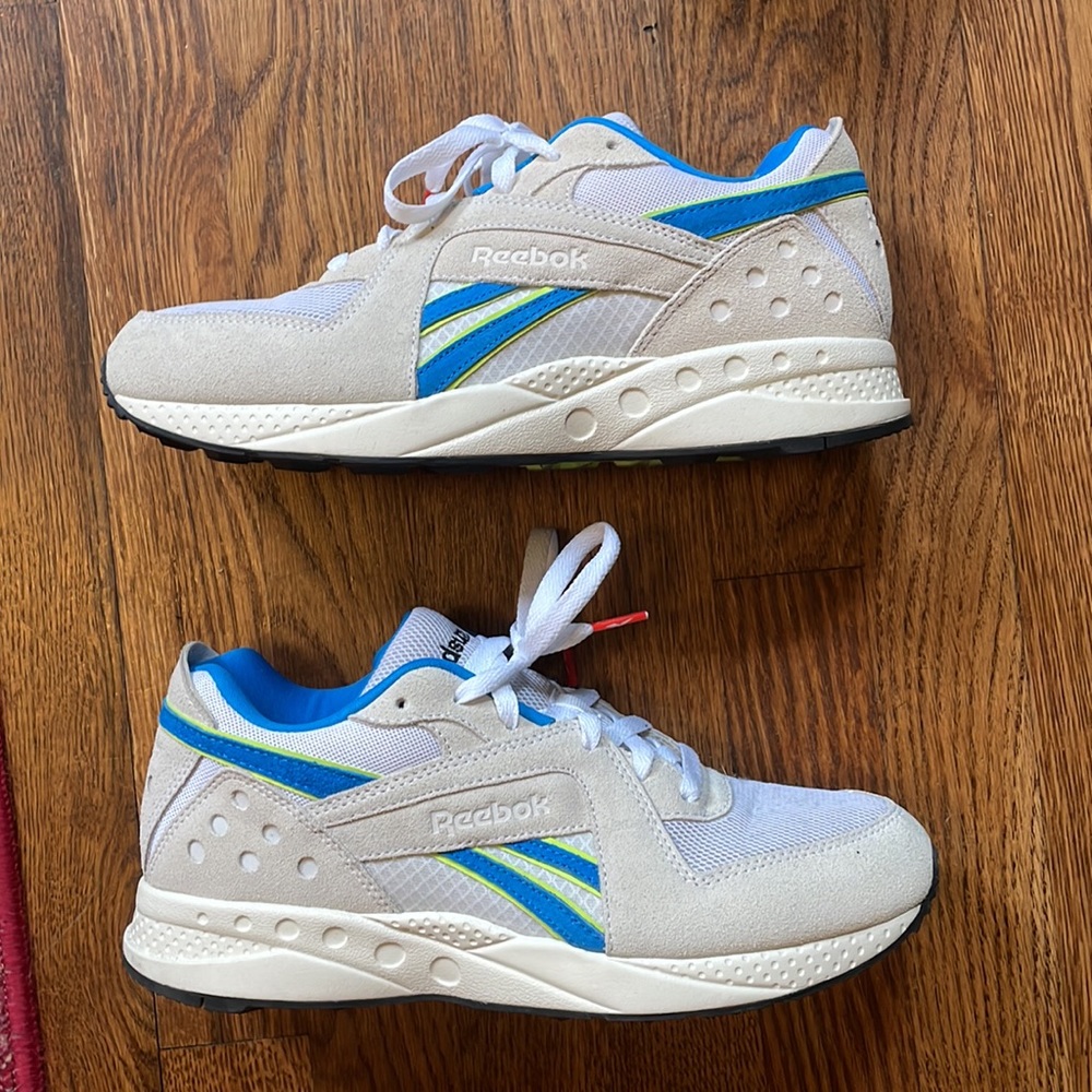 Adsum x Reebok Pyros size 8 Mens